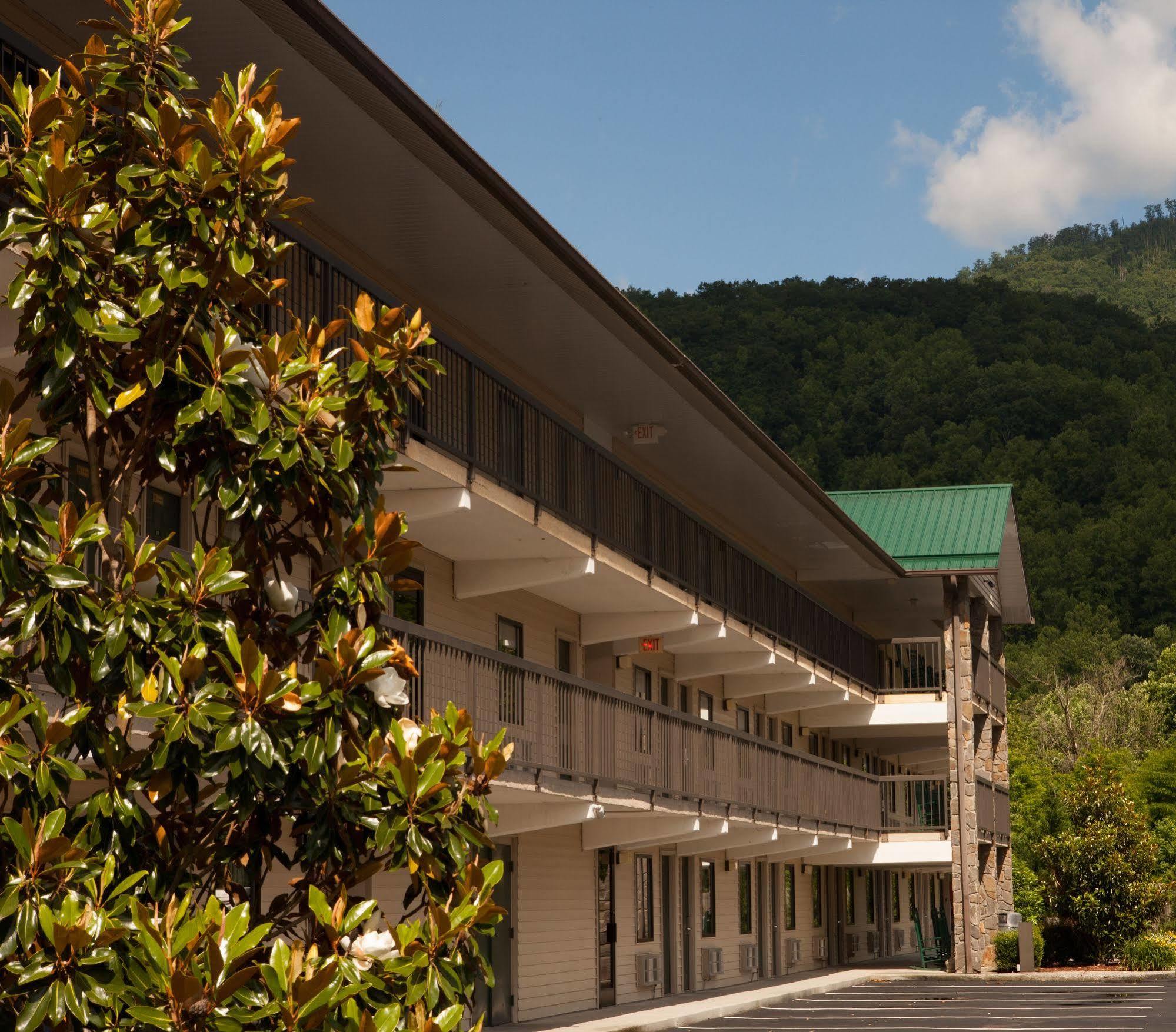 Cherokee Lodge Экстерьер фото